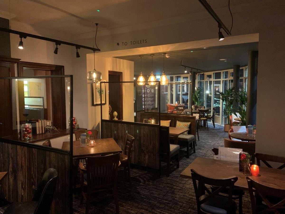 Harper's Steakhouse With Rooms,